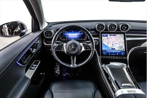 2025 Mercedes-Benz GLC 350e Base