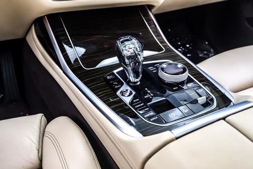 2019 BMW X7 xDrive40i