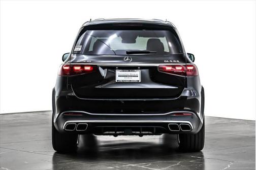 2025 Mercedes-Benz AMG GLS 63 Base