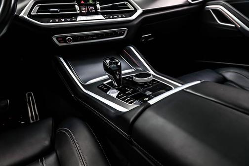 2021 BMW X6 sDrive40i