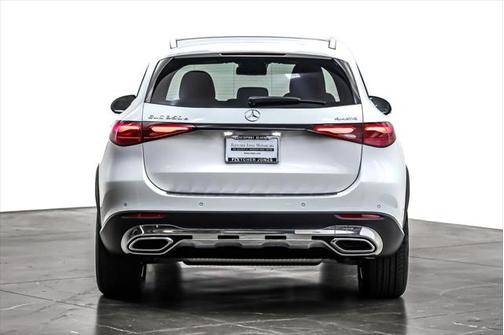 2025 Mercedes-Benz GLC 350e Base