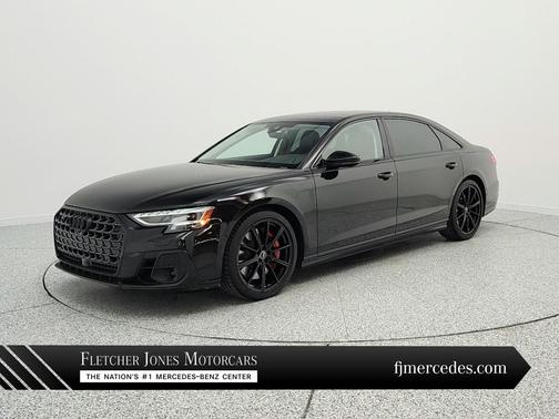 Mythos Black Metallic 2022 Audi S8 4.0T