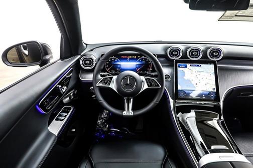 2026 Mercedes-Benz GLC 300 4MATIC