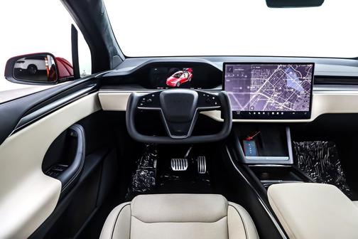 2025 Tesla Model X Plaid