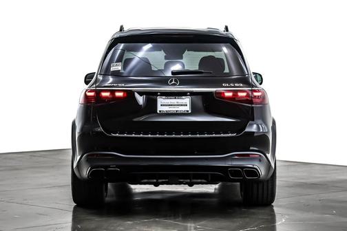 2026 Mercedes-Benz AMG GLS 63 Base