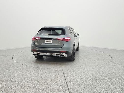 Verde Silver Metallic 2026 Mercedes-Benz GLC 350e Base