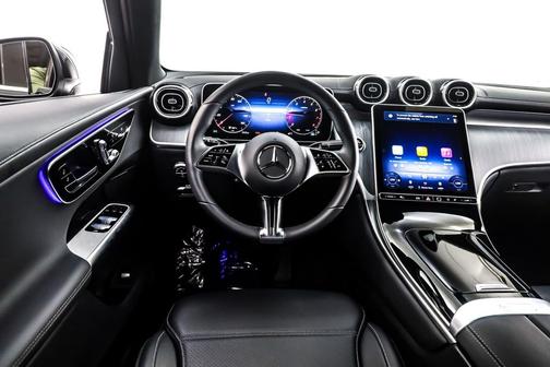 2025 Mercedes-Benz GLC 300 Base