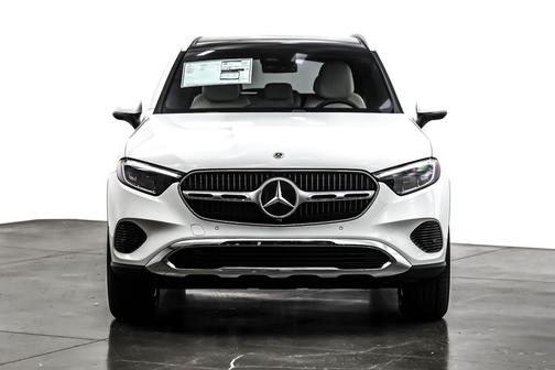 2026 Mercedes-Benz GLC 300 4MATIC