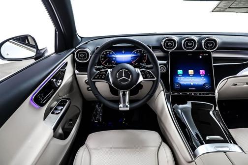 2026 Mercedes-Benz GLC 300 4MATIC