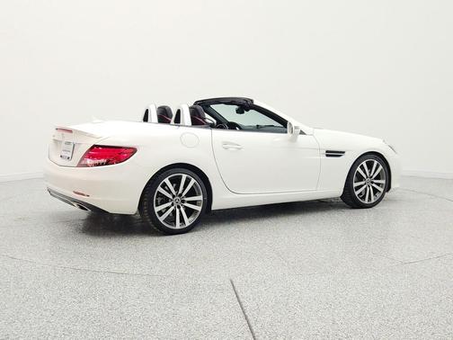 Polar White 2017 Mercedes-Benz SLC 300 SLC 300