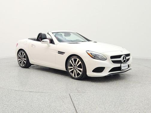 Polar White 2017 Mercedes-Benz SLC 300 SLC 300