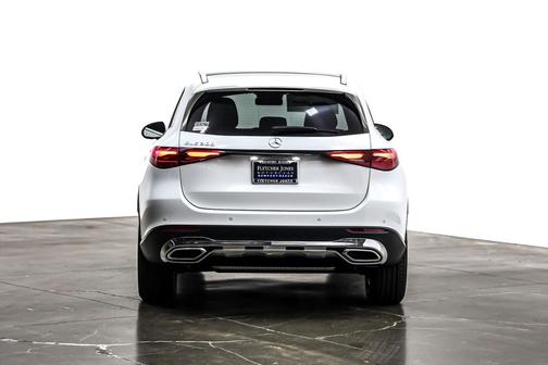 2025 Mercedes-Benz GLC 300 Base