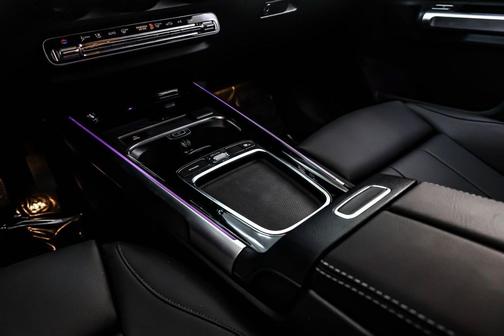 2025 Mercedes-Benz GLB 250 Base