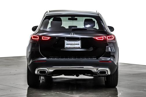 2021 Mercedes-Benz GLA 250 Base 4MATIC