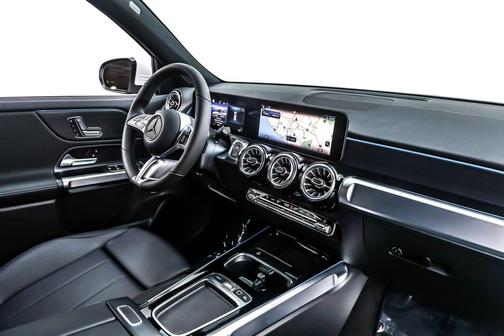2025 Mercedes-Benz EQB 300 4MATIC