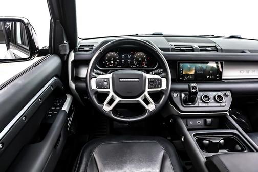 2024 Land Rover Defender 110 P400 X-Dynamic SE