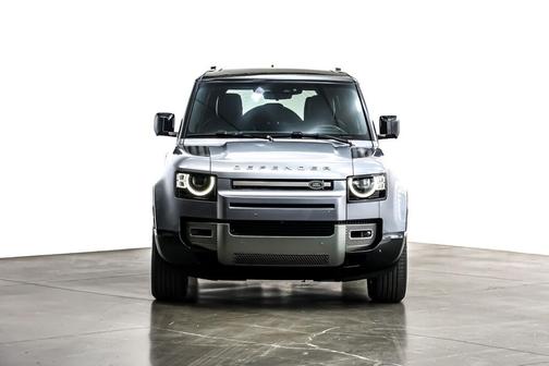 2024 Land Rover Defender 110 P400 X-Dynamic SE