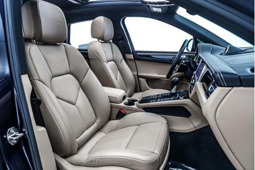 2020 Porsche Macan Base