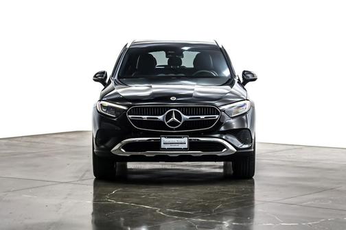 2025 Mercedes-Benz GLC 300 Base