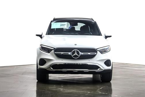2026 Mercedes-Benz GLC 300 Base