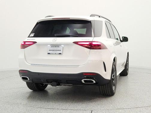 Polar White 2026 Mercedes-Benz GLE 450 4MATIC