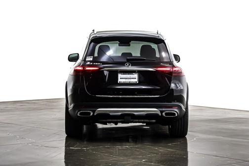 2026 Mercedes-Benz GLE 450e 4MATIC