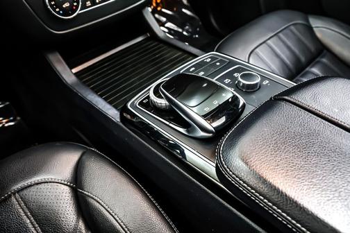 2017 Mercedes-Benz GLS 450 4MATIC