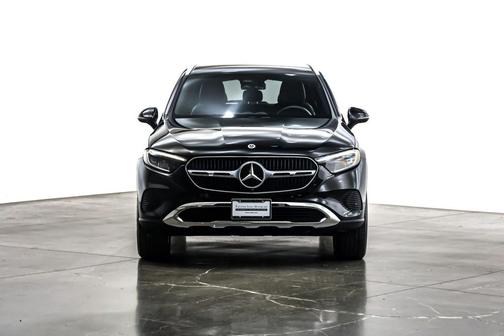2025 Mercedes-Benz GLC 300 Base