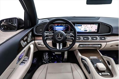 2025 Mercedes-Benz GLS 450 4MATIC