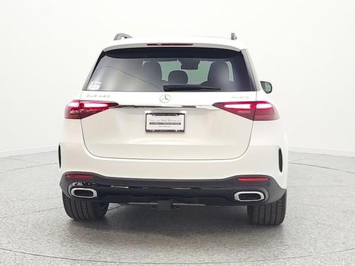 MOONLIGHT WHITE MAGN 2026 Mercedes-Benz GLE 450 4MATIC