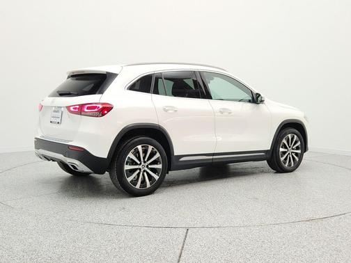 Polar White 2023 Mercedes-Benz GLA 250 Base