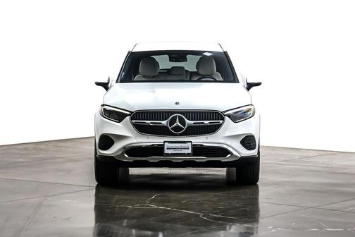 2025 Mercedes-Benz GLC 300 Base