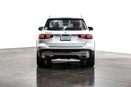 2026 Mercedes-Benz GLB 250 Base