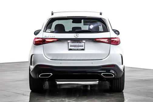 Polar White 2026 Mercedes-Benz GLC 300 Base