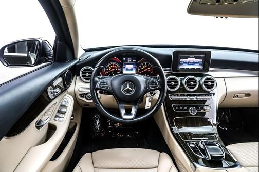 2016 Mercedes-Benz C-Class C 300 4MATIC Luxury