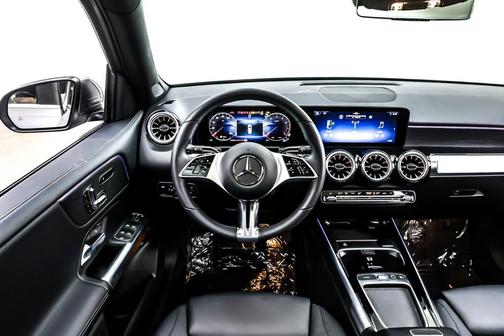 2025 Mercedes-Benz GLB 250 Base