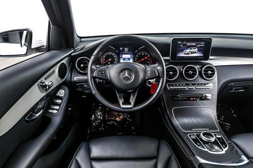 2019 Mercedes-Benz GLC 300 Base