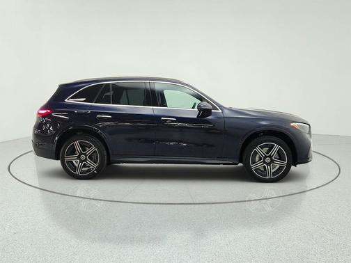 Nautical Blue Metallic 2023 Mercedes-Benz GLC 300 4MATIC