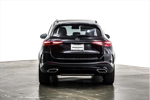 2025 Mercedes-Benz GLC 300 Base