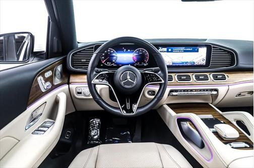 2025 Mercedes-Benz GLS 450 4MATIC