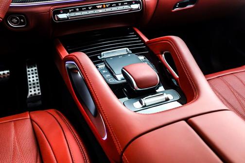 2026 Mercedes-Benz AMG GLS 63 Base