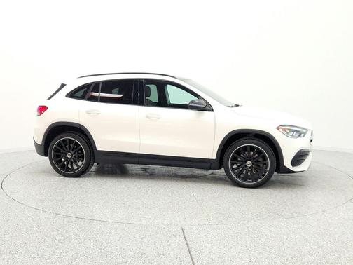 Polar White 2022 Mercedes-Benz GLA 250 4MATIC