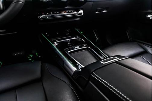 2025 Mercedes-Benz GLB 250 Base