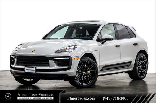 2023 Porsche Macan Base