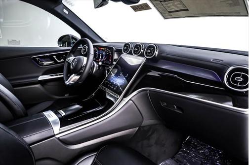 2025 Mercedes-Benz GLC 300 Base