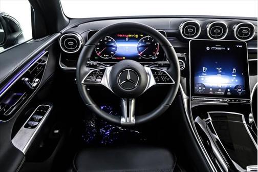 2025 Mercedes-Benz GLC 300 Base
