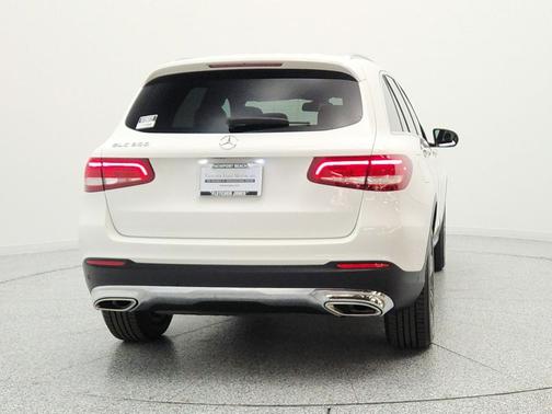 Polar White 2019 Mercedes-Benz GLC 300 Base