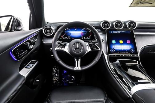 2026 Mercedes-Benz GLC 300 4MATIC