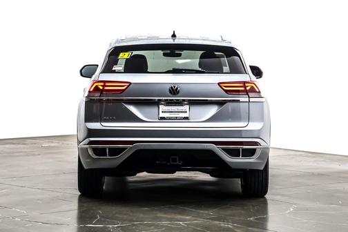 2021 Volkswagen Atlas Cross Sport 3.6L V6 SE w/Technology R-Line