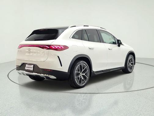 Polar White 2026 Mercedes-Benz EQE 320+ EQE 320+